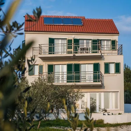 Bijaka Villas&apartments