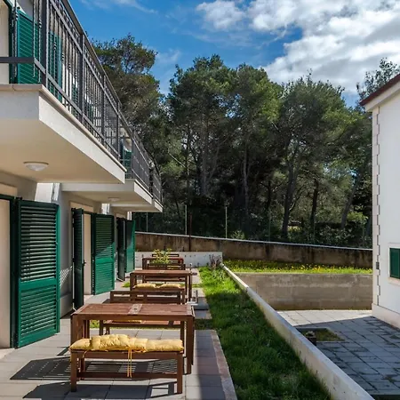 Bijaka Villas&apartments *