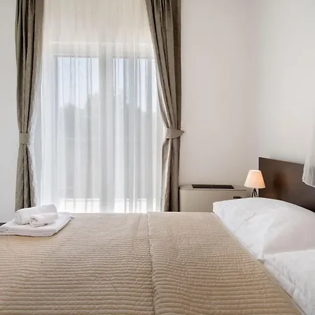 Bijaka Villas&apartments *