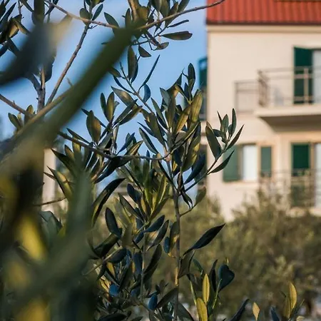 Bijaka Villas&apartments דירה מילנה