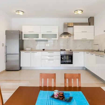Bijaka Villas&apartments Апартаменти Милна