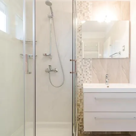 דירה Bijaka Villas&apartments מילנה