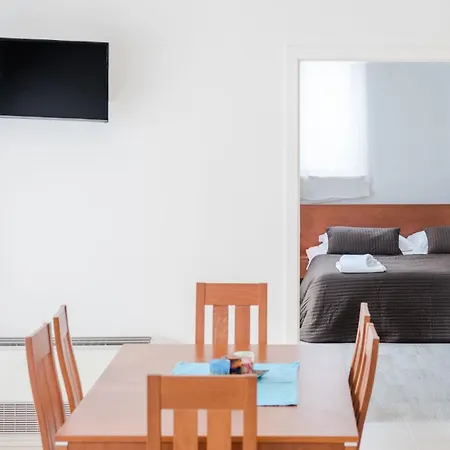 דירה Bijaka Villas&apartments מילנה
