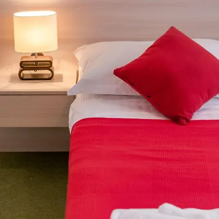 דירה Bijaka Villas&apartments מילנה