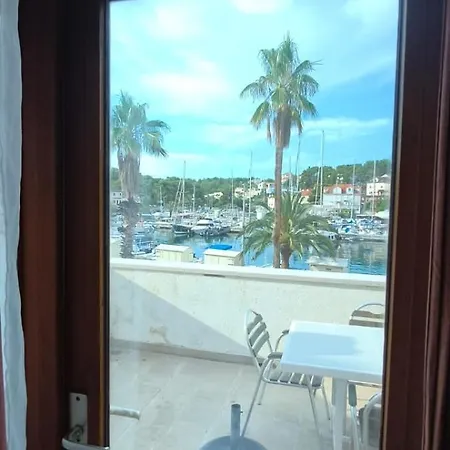 Bijaka Villas&apartments Милна