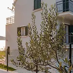 Bijaka Villas&apartments Апартаменты
