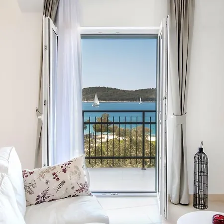 아파트 Bijaka Villas&apartments