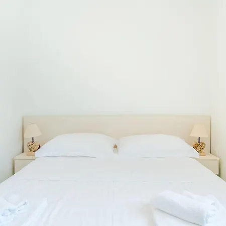 아파트 Bijaka Villas&apartments