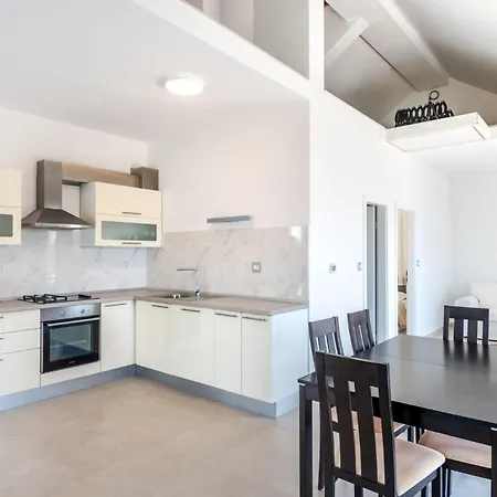 Bijaka Villas&apartments *